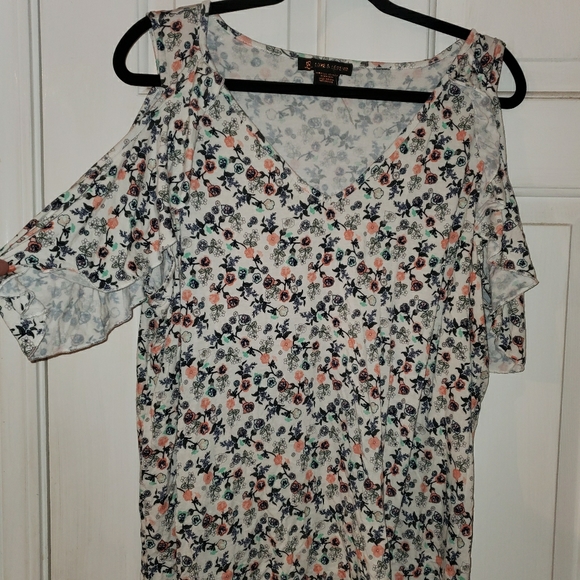 Addition Elle love and legend cold.shoulder floral - Picture 1 of 3